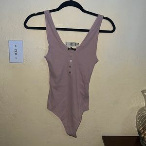 NWT Express Women’s Thong Pink Bodysuit Size Small